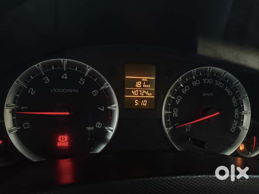 Maruti Suzuki Swift Dzire Vxi Optional, 2014, Petrol