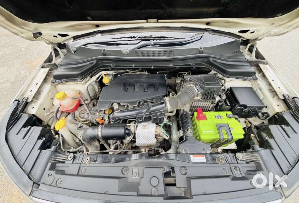 Mahindra Xuv300 W8, 2019, Petrol