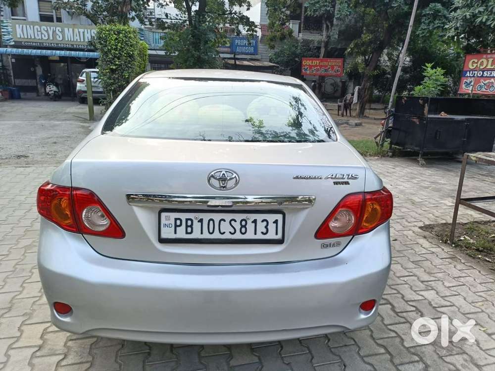Toyota Corolla Altis 2010 Petrol