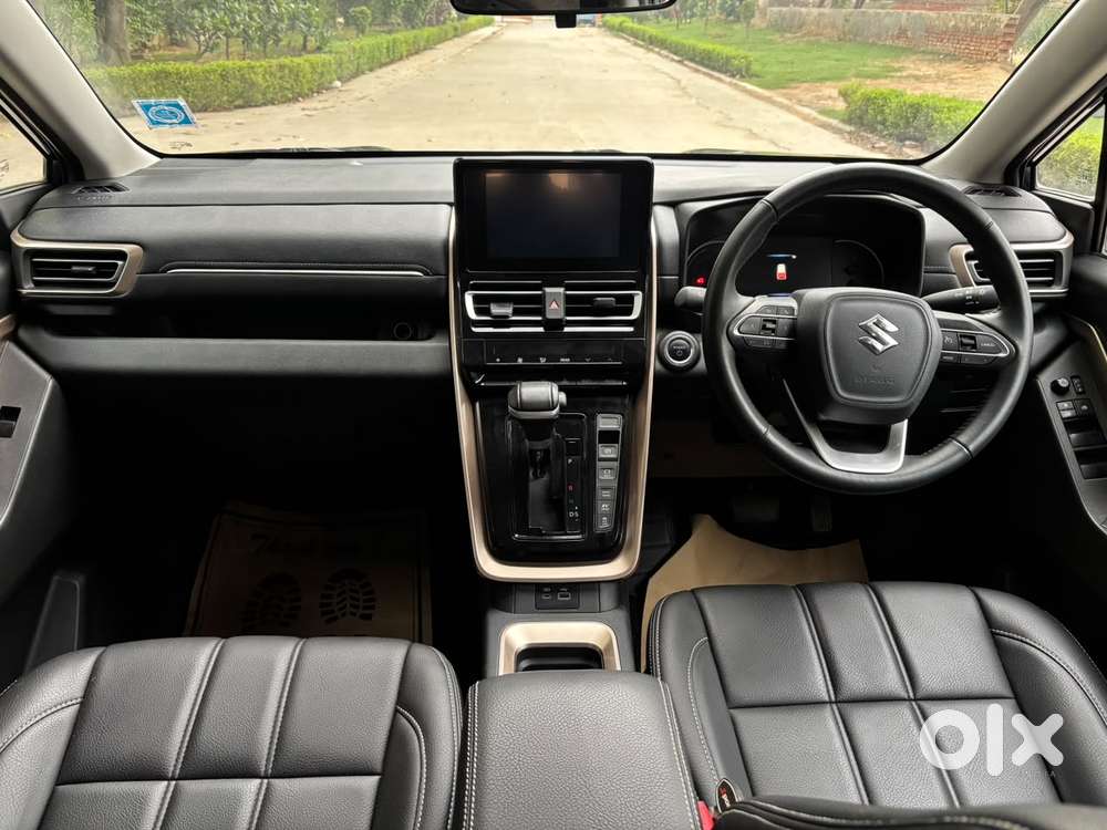 Maruti Suzuki Invicto Zeta Plus 7str, 2024, Petrol