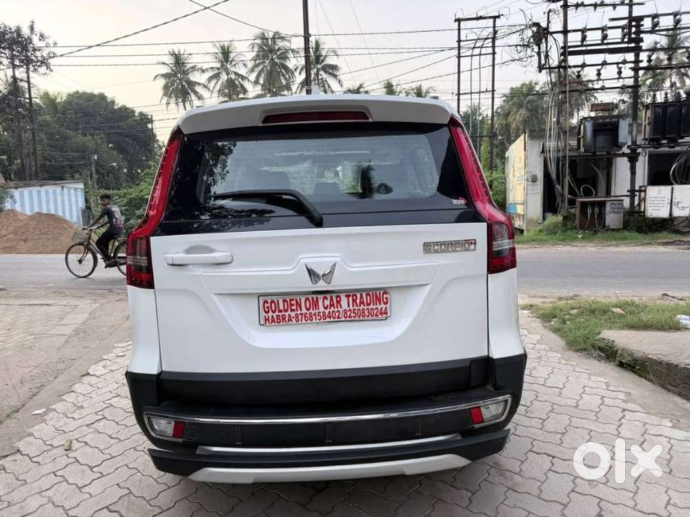 Mahindra Scorpio-n 2.0 Z8 Petrol Mt 7 Str, 2024, Petrol