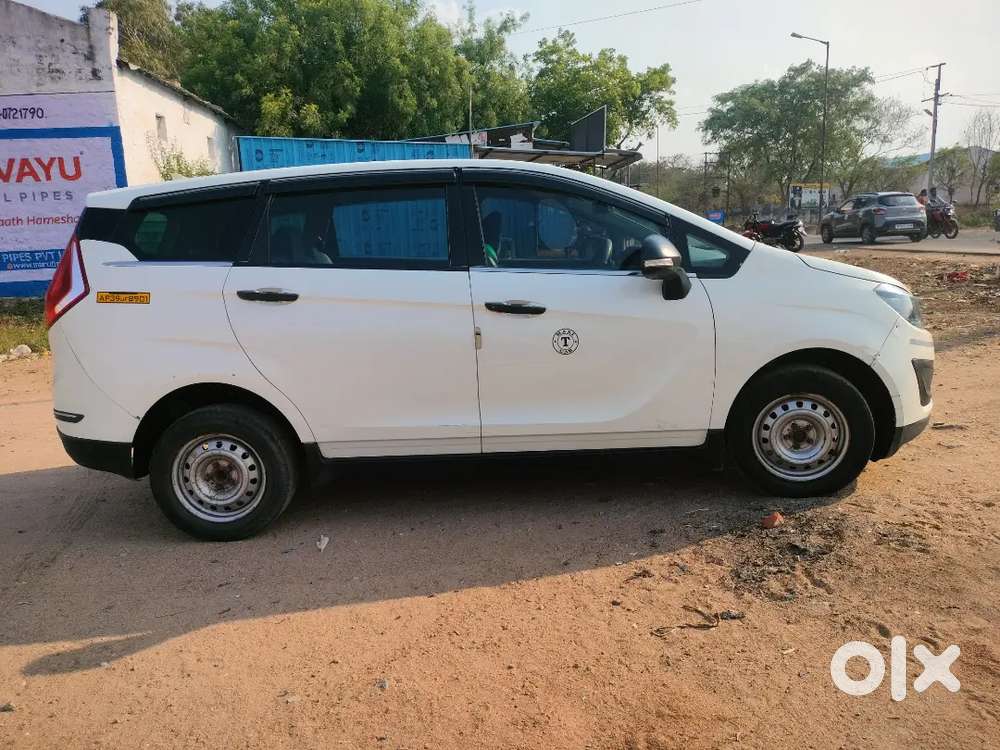 Mahindra Marazzo 2019 Diesel 230000 Km Driven