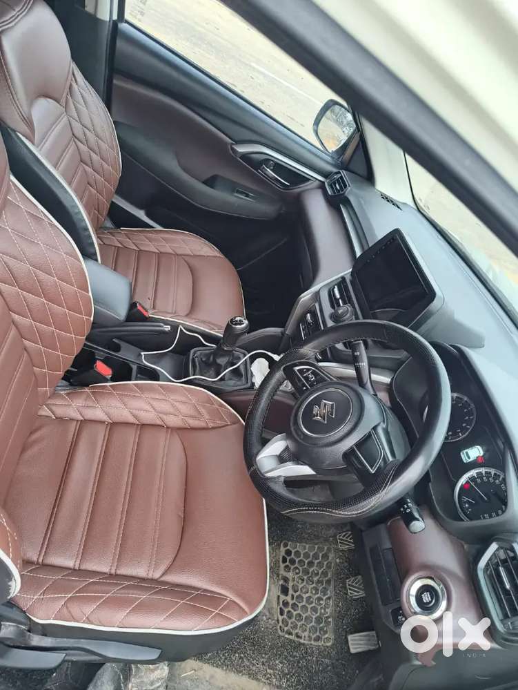 Maruti Suzuki Vitara Hybrid 2025 Manual 40000 Km Driven, Hr 52 Rto