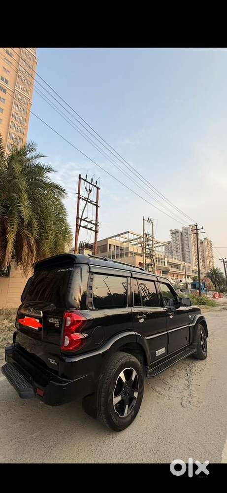 Mahindra Scorpio Classic 2022 Diesel 87000 Km Driven