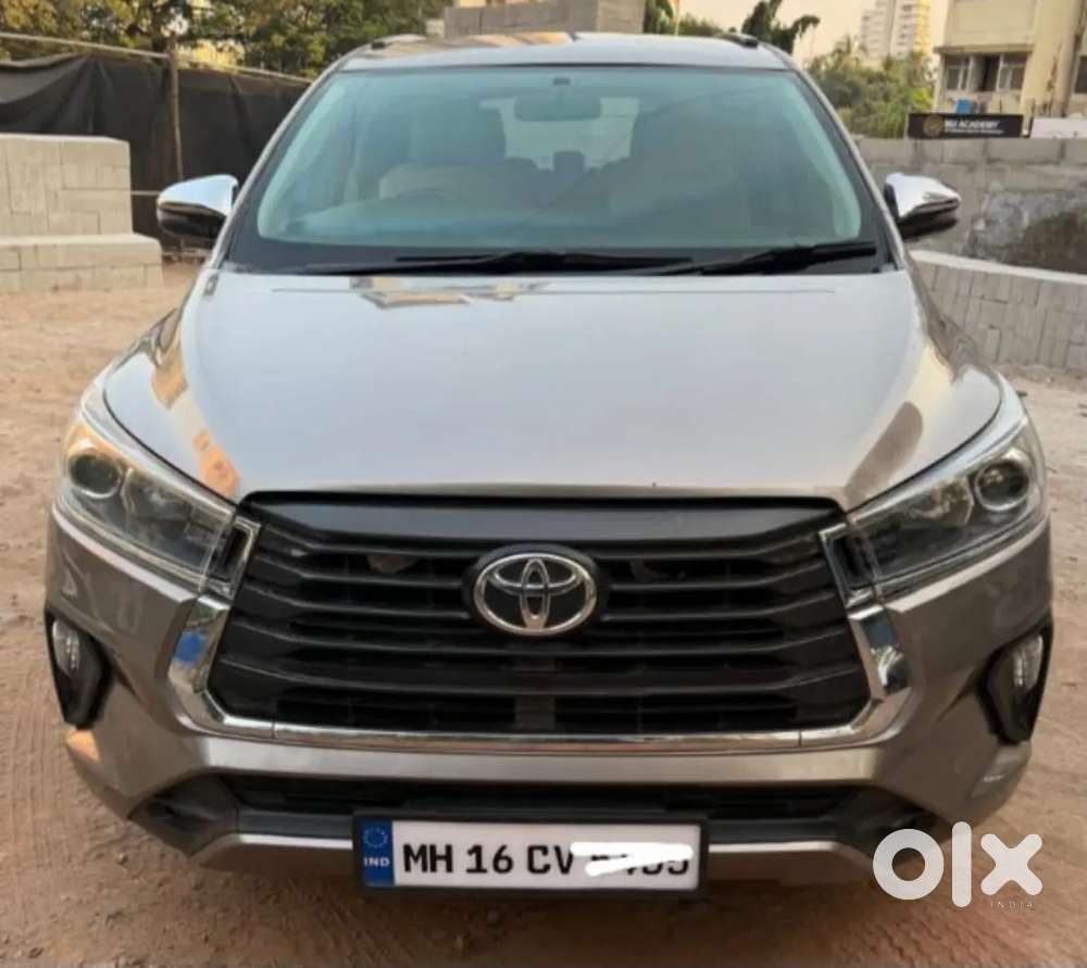 Toyota Innova Crysta 2.4 Zx Mt 8 Seater 2021