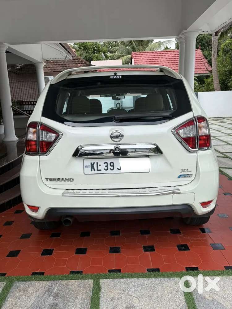 2015 Model Nissan Terranno Xl (o) Second Owner