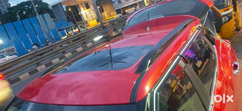 Mahindra Xuv300 1.2 W6 Amt Petrol, 2023, Petrol