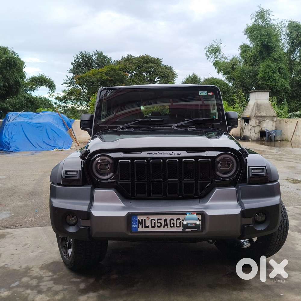 Mahindra Thar Roxx Petrol 2025