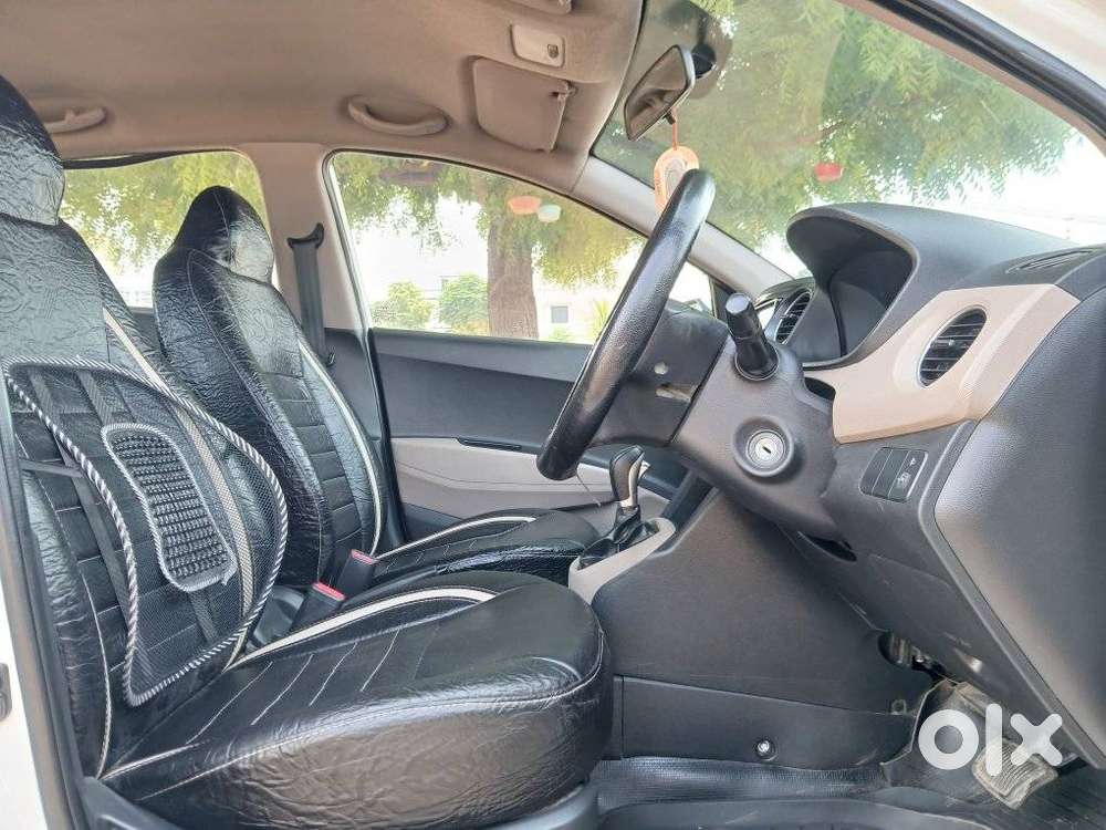 Hyundai Grand I10 Magna At, 2016, Petrol