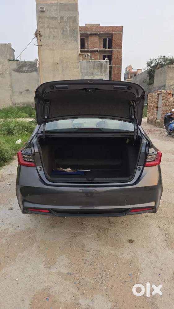 Honda City 1.5 Vx Petrol 2025