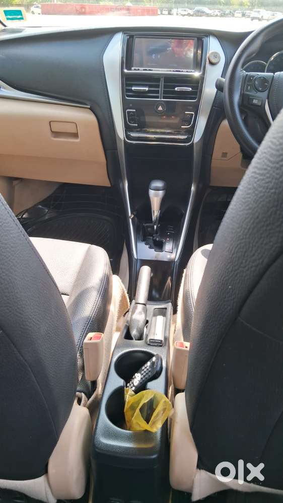 Toyota Yaris G Cvt, 2020, Petrol