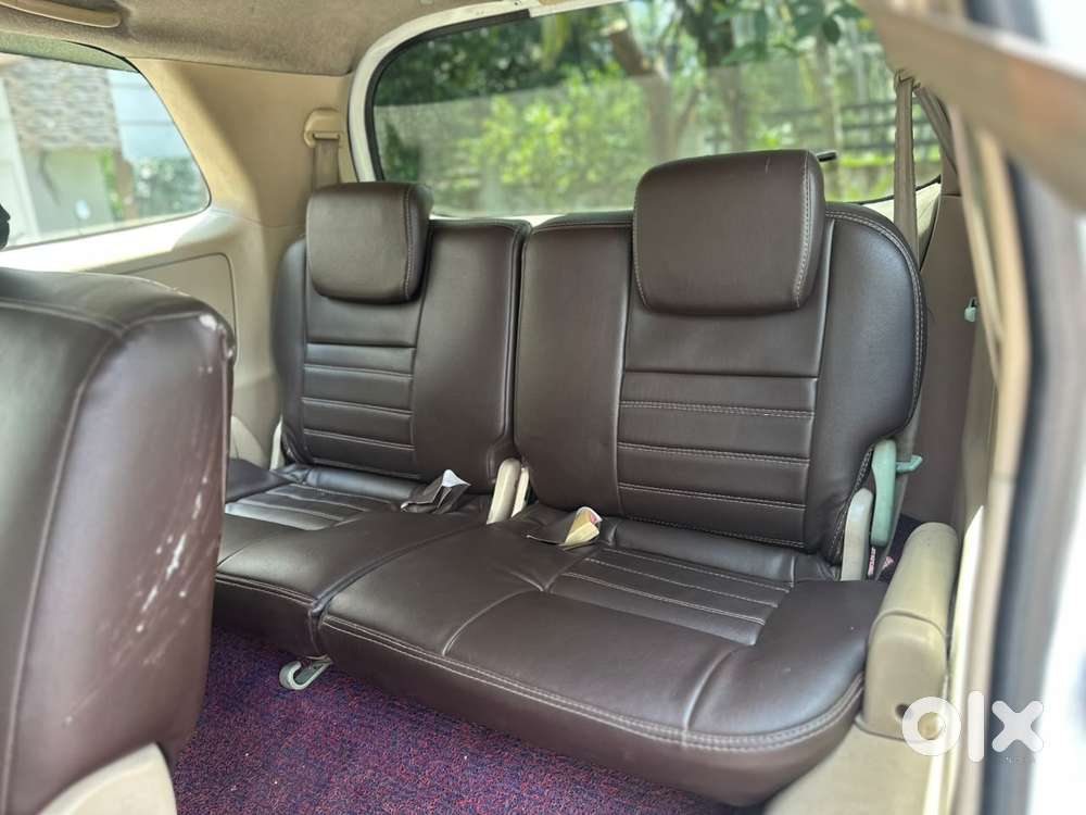 Toyota Innova 2.5 G (diesel) 8 Seater, 2006, Diesel