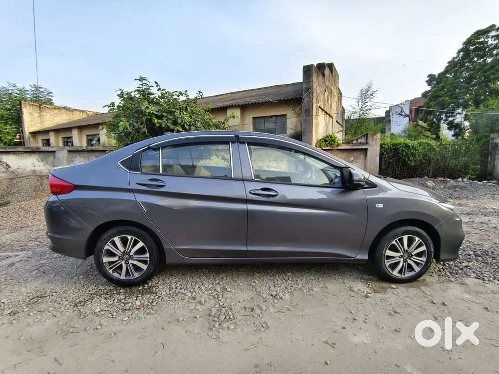 Honda City 2020 Cng & Hybrids 95000 Km Driven