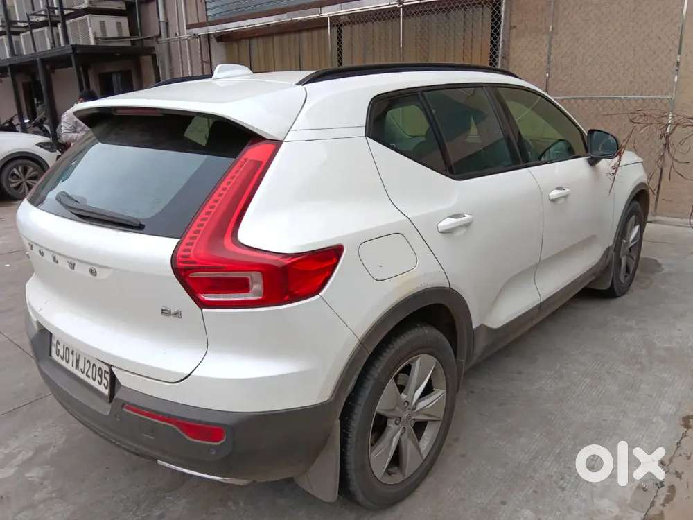 Volvo Xc40 Petrol Automatic 2022 Model