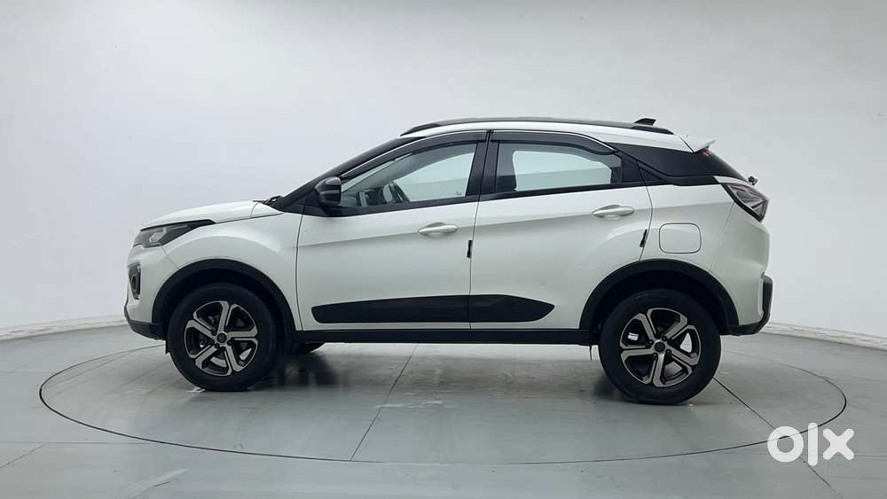 Tata Nexon 1.2 Revotron Xz Plus (s), 2023, Petrol
