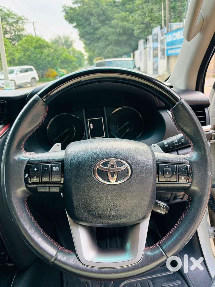 Toyota Fortuner Legender 4x4 At 2.8, 2024, Diesel