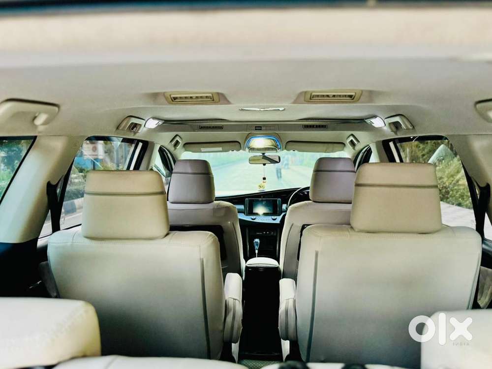 Toyota Innova Crysta 2.8 Zx At, 2016, Diesel