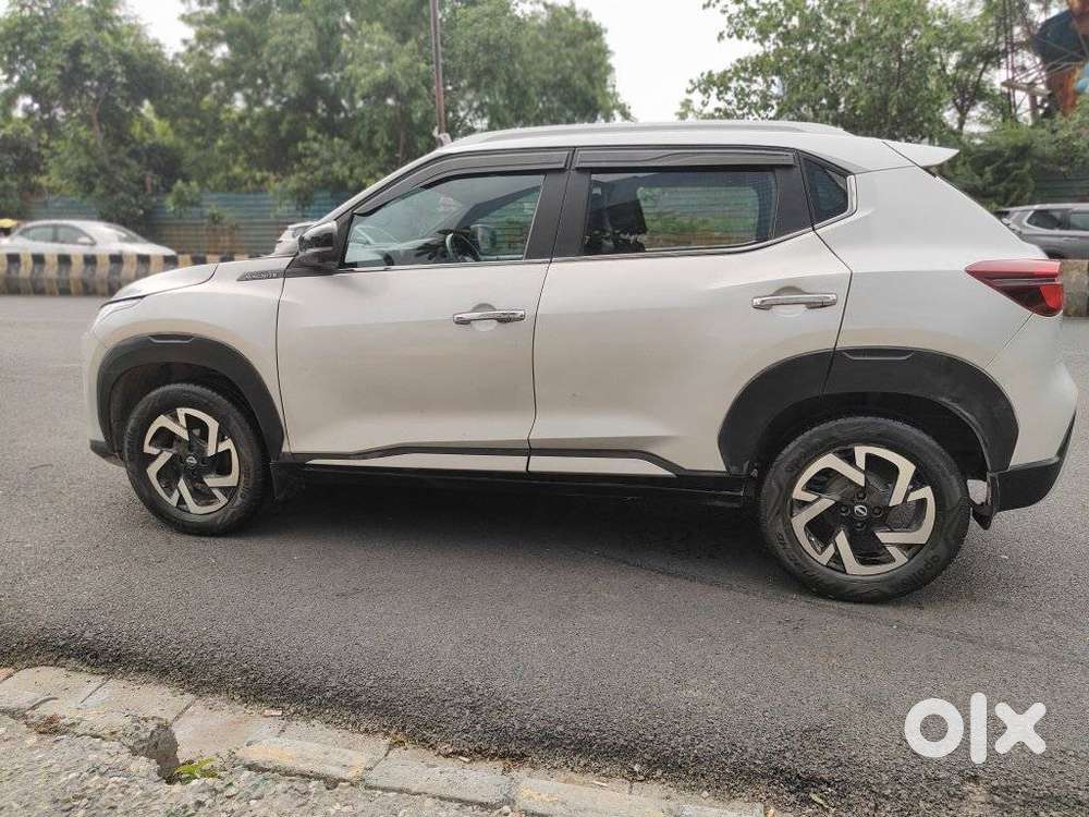 Nissan Magnite 1.0 Xv Premium, 2021, Petrol