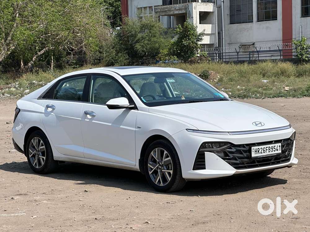 Hyundai Verna 1.5 Sx (o) Vtvt Ivt, 2023, Petrol