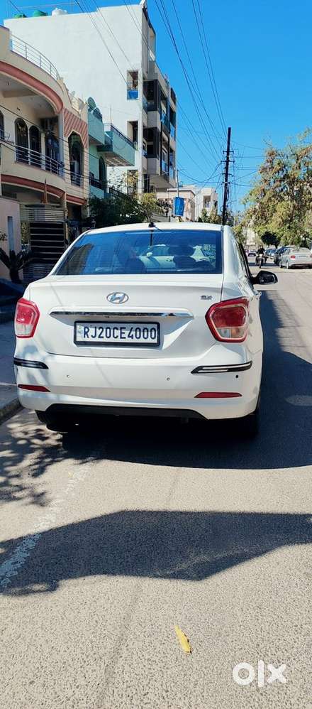 Hyundai Xcent 2015 Petrol Well Maintained