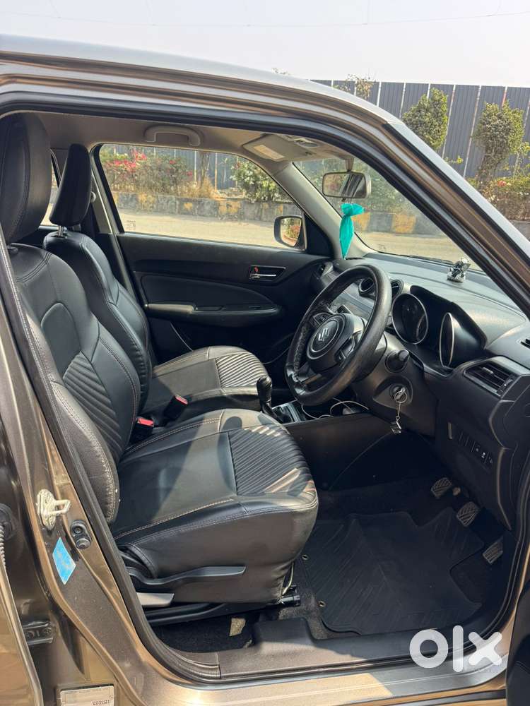 Maruti Suzuki Swift Vxi + Manual, 2023, Petrol