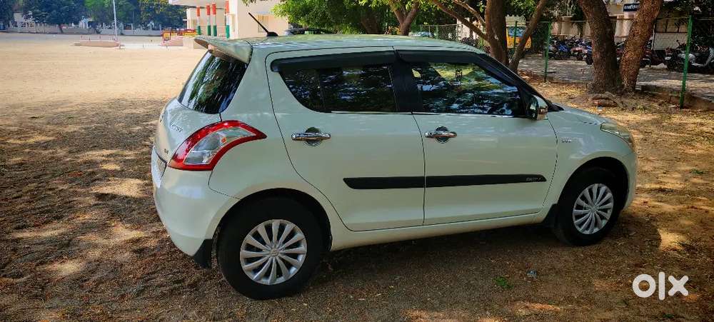 Maruti Suzuki Swift Vxi Optional Variant 2017registered Single Owner