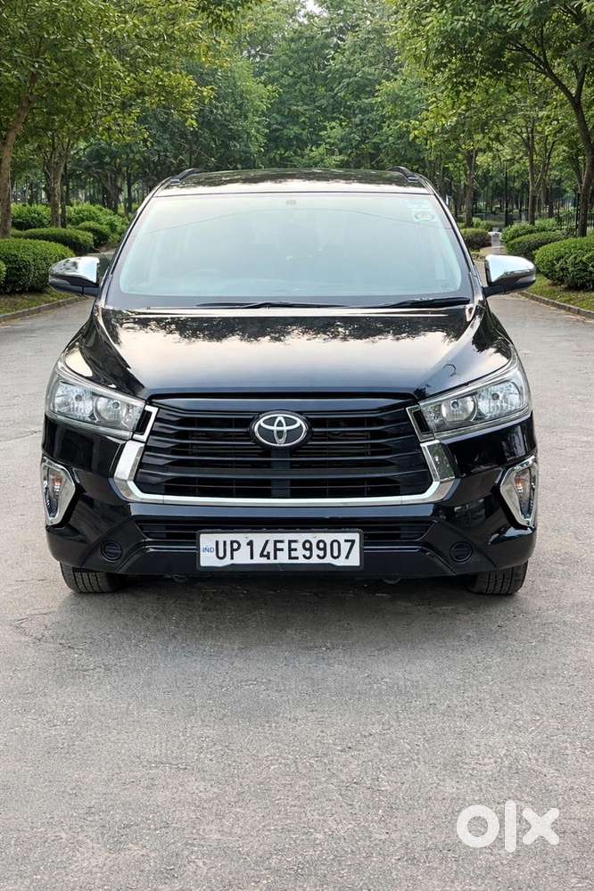Toyota Innova Crysta 2.4 Gx Limited Edition At 7 Str, 2022, Diesel