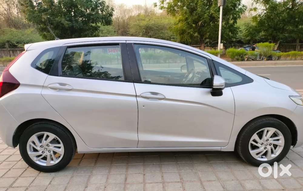 Honda Jazz V Cvt, 2017, Petrol