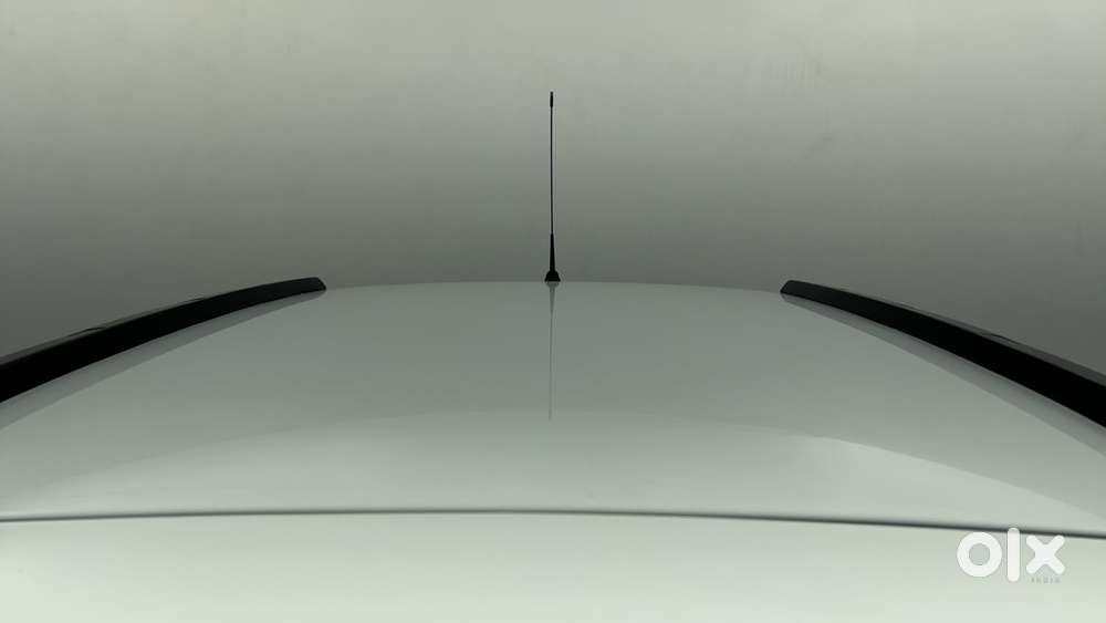 Tata Punch 1.2 Revotron Creative Amt Dual Tone, 2023, Petrol