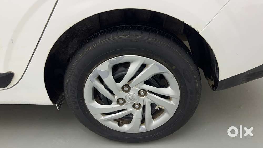 Hyundai Aura [2023-ongoing] 1.2 S Petrol Manual, 2022, Petrol