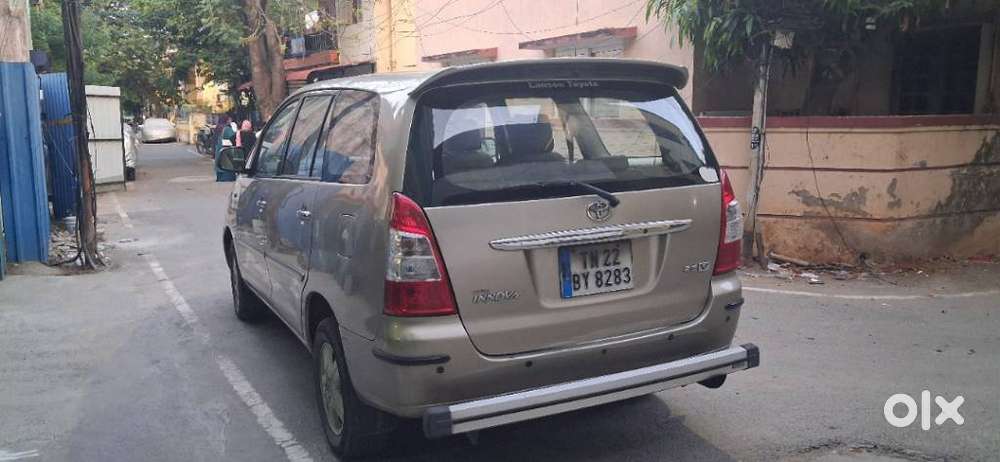 Toyota Innova 2.5 V 7seater Crysta Edition, 2008, Diesel