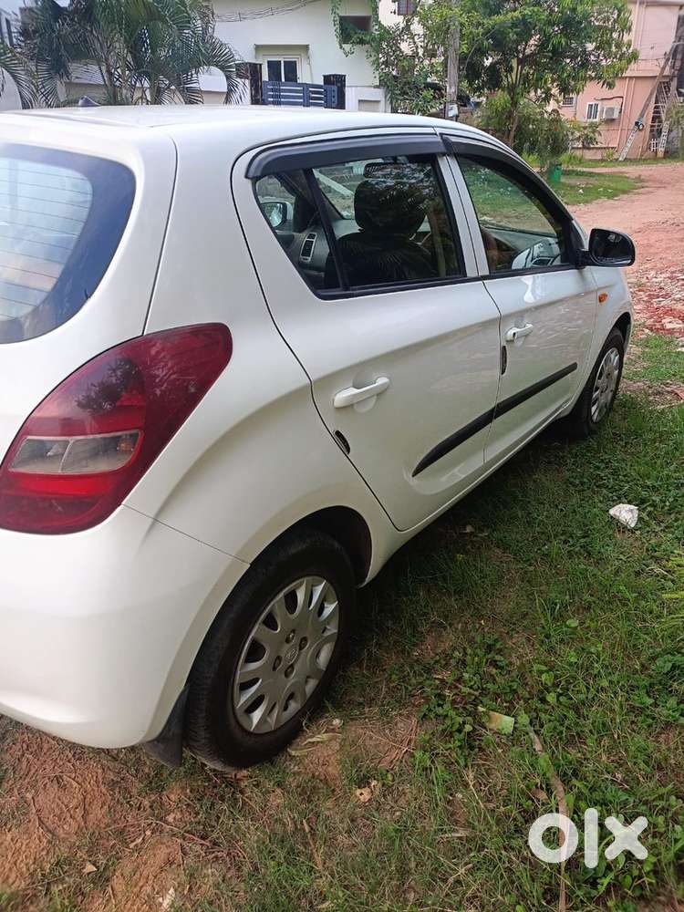 Hyundai I20 2010 Petrol 85000 Km Driven