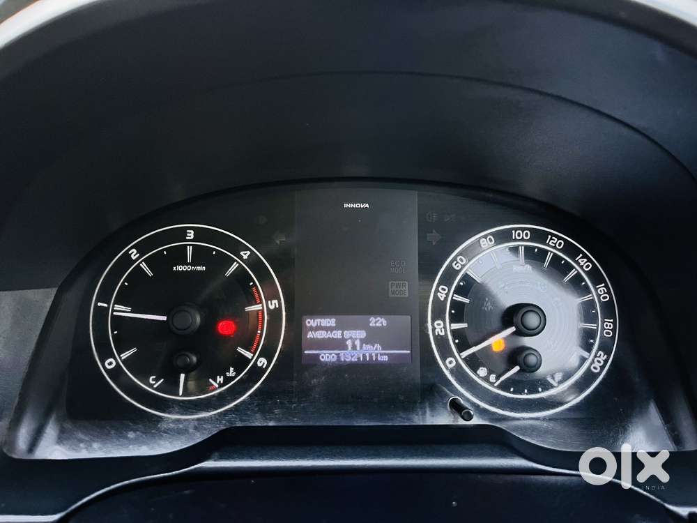 Toyota Innova Crysta 2.4 Gx Mt, 2016, Diesel