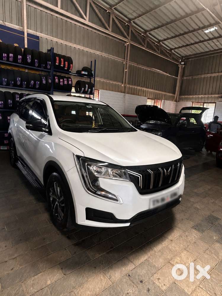 Mahindra Xuv700 2025 Petrol 14000 Km Driven
