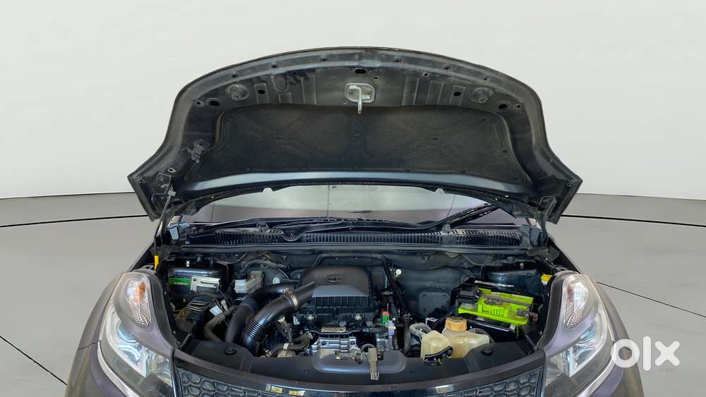 Tata Nexon 1.2 Revotron Xza Plus, 2019, Petrol