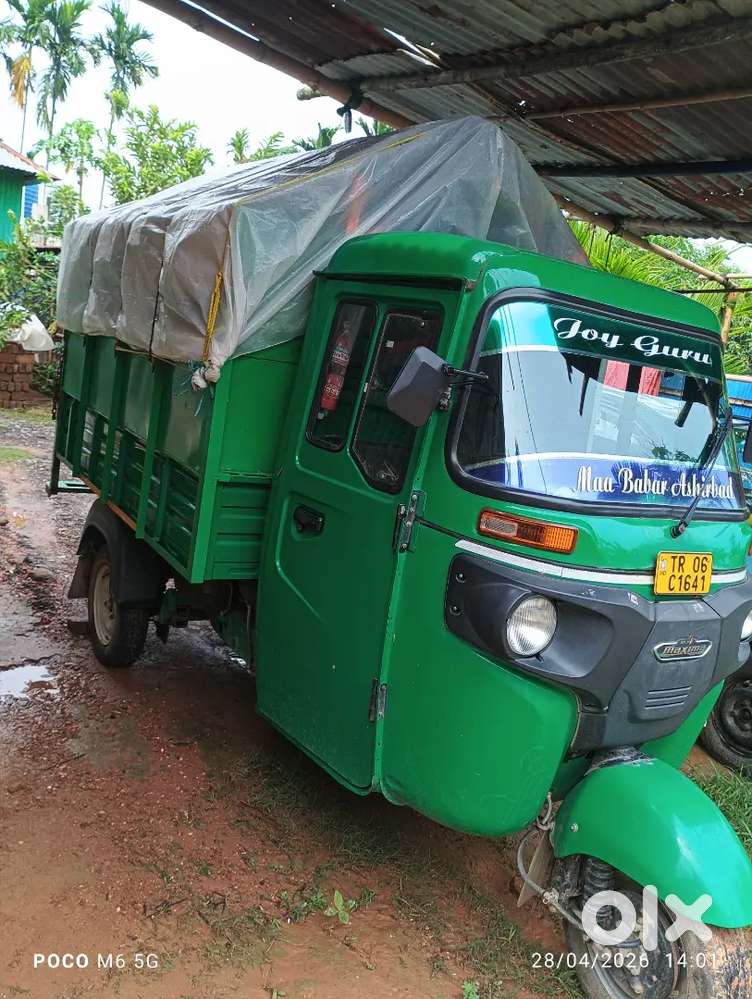 Bajaj Cargo Caring Car, Cng/petr Khowai Mahadebtila, Nh Road