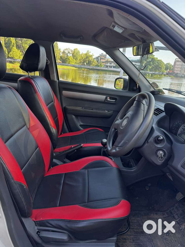 Maruti Suzuki Swift Vxi Optional, 2006, Petrol