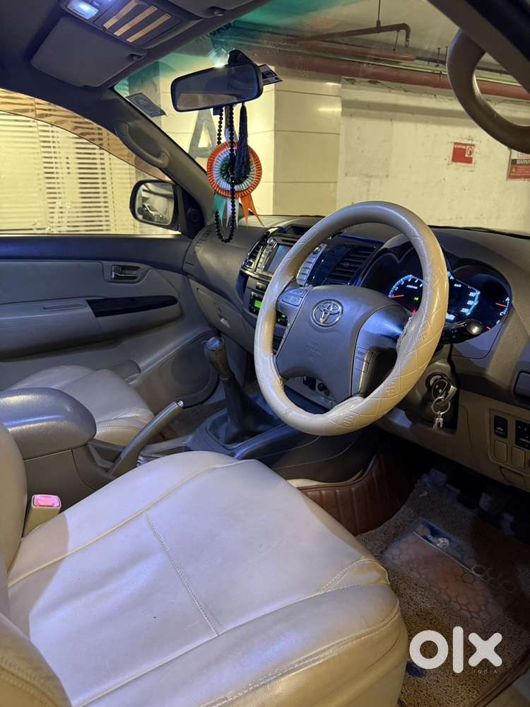 Toyota Fortuner 2011-2016 4x2 Manual, 2012, Diesel