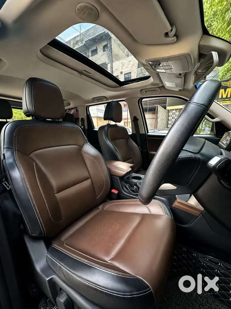 Mahindra Scorpio-n 2.0 Z8 L Petrol At 7 Str, 2023, Petrol