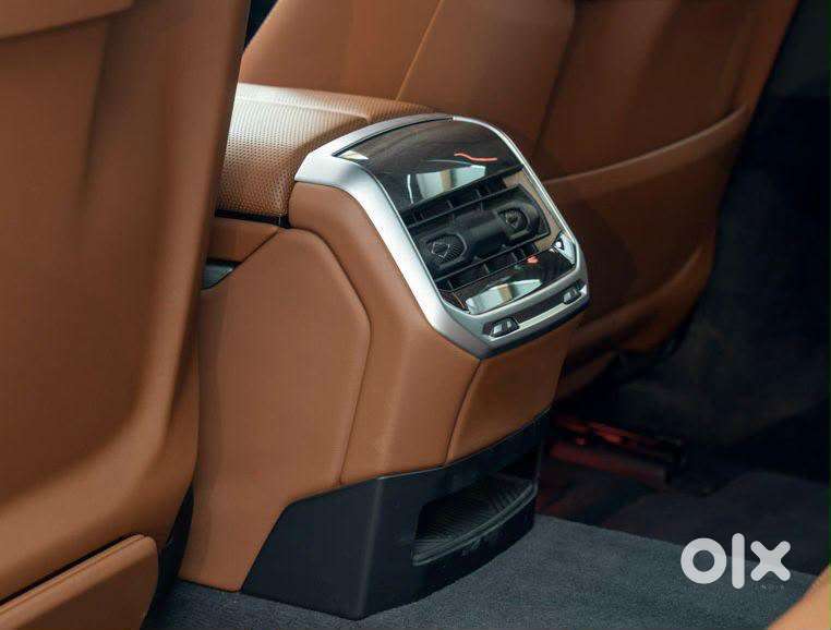 Bmw 7 Series 740i M Sport Petrol Automatic, 2025