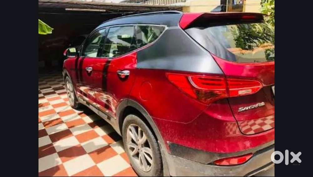 Hyundai Santa Fe 2016 Diesel Well Maintained