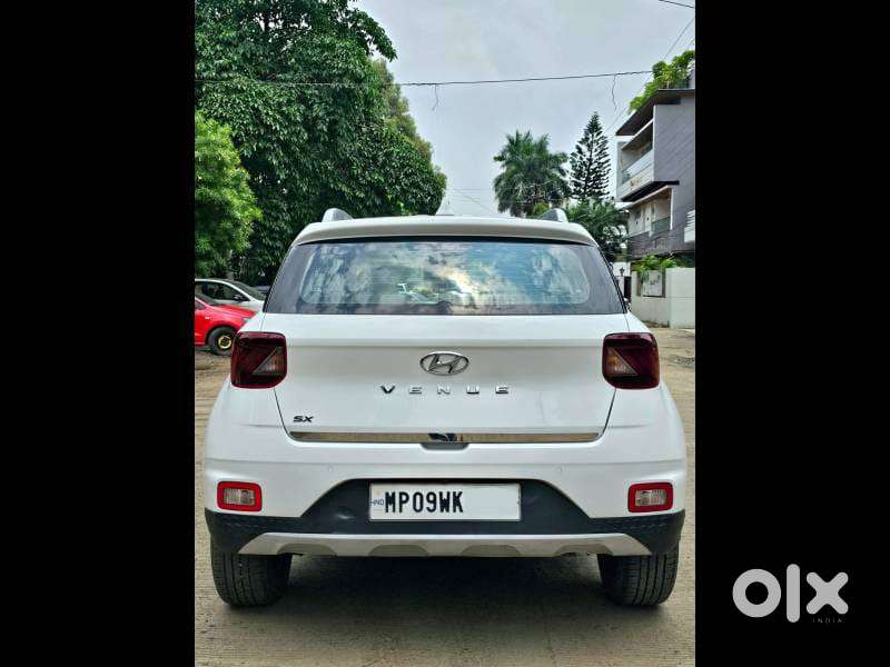 Hyundai Venue Sx Mt, 2022, Diesel