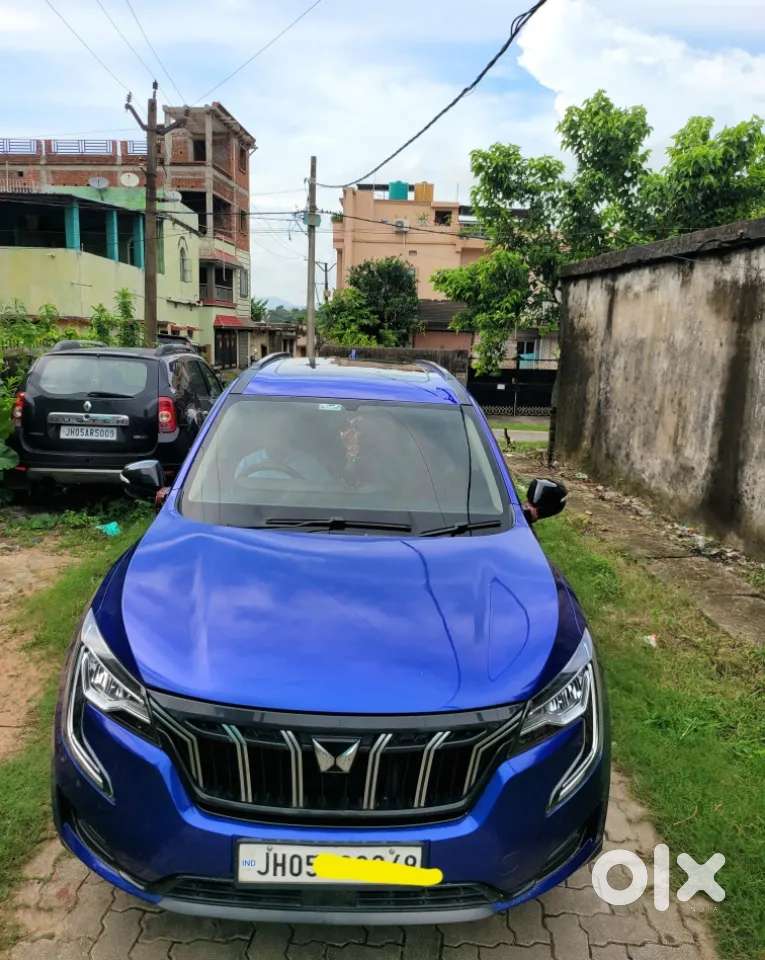 Mahindra Xuv700 2.0 Ax 5 Petrol Mt 7 Str, 2022, Petrol