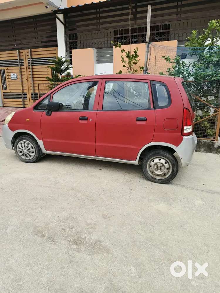 Maruti Suzuki Zen Estilo 2010