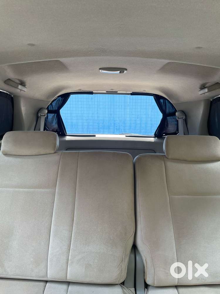 Toyota Innova 2004-2011 2.5 V Diesel 7-seater, 2010, Diesel