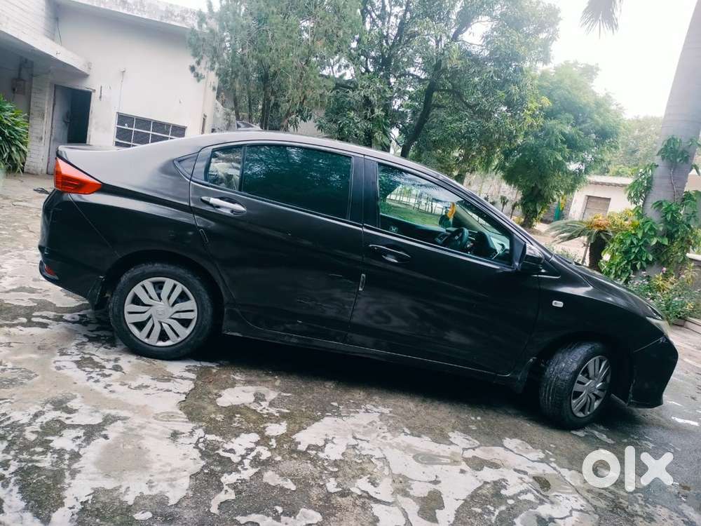 Honda City 1.5 V 2015