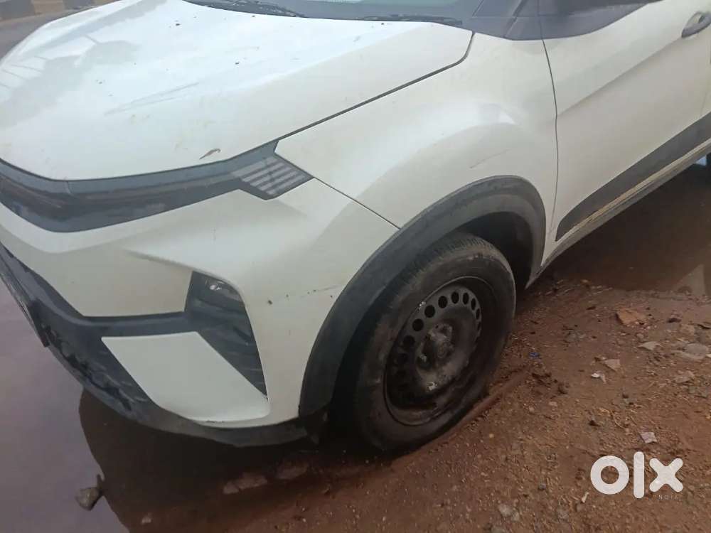 Tata Nexon 2023 Petrol