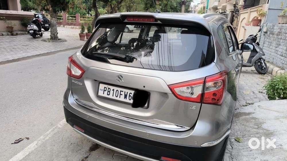 Maruti Suzuki S-cross 2016 Diesel Well Maintained