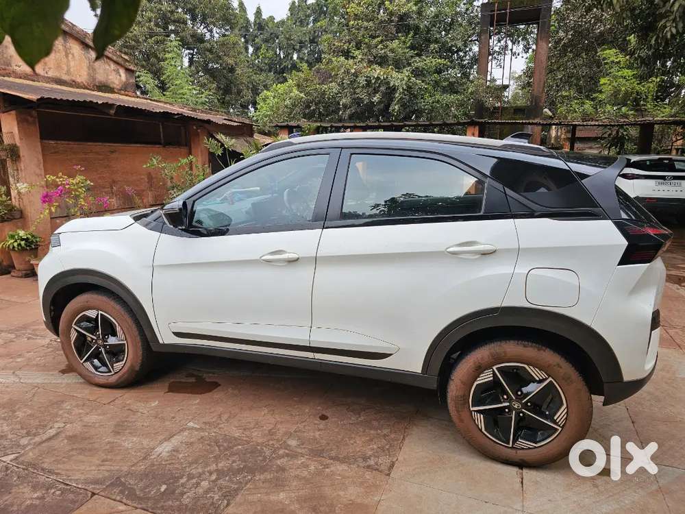Tata Nexon Fearless S March 2025