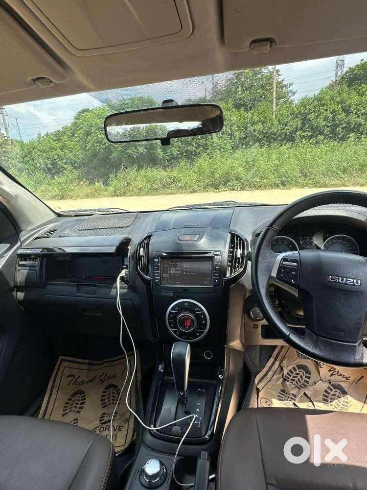 Isuzu V-cross Z Prestige 4x4 At, 2022, Diesel